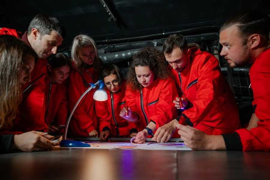 Квест в реальности Бумажный дом от компании Enigma Квест в реальности Бумажный дом от компании Enigma